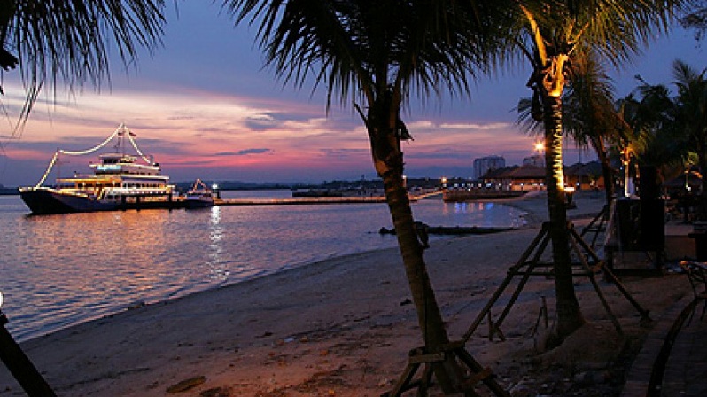 Danga Bay, Sultan Ibrahim Building, Grand Palace and Royal Sultan Abu Bakar Museum